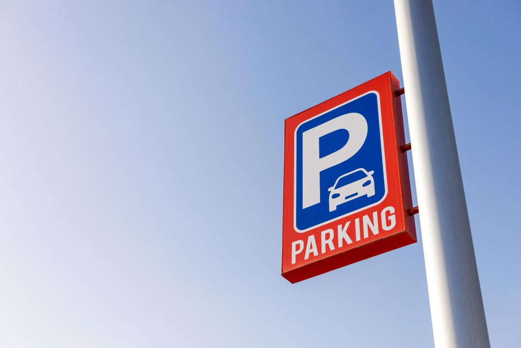 Sign Installation Services 2