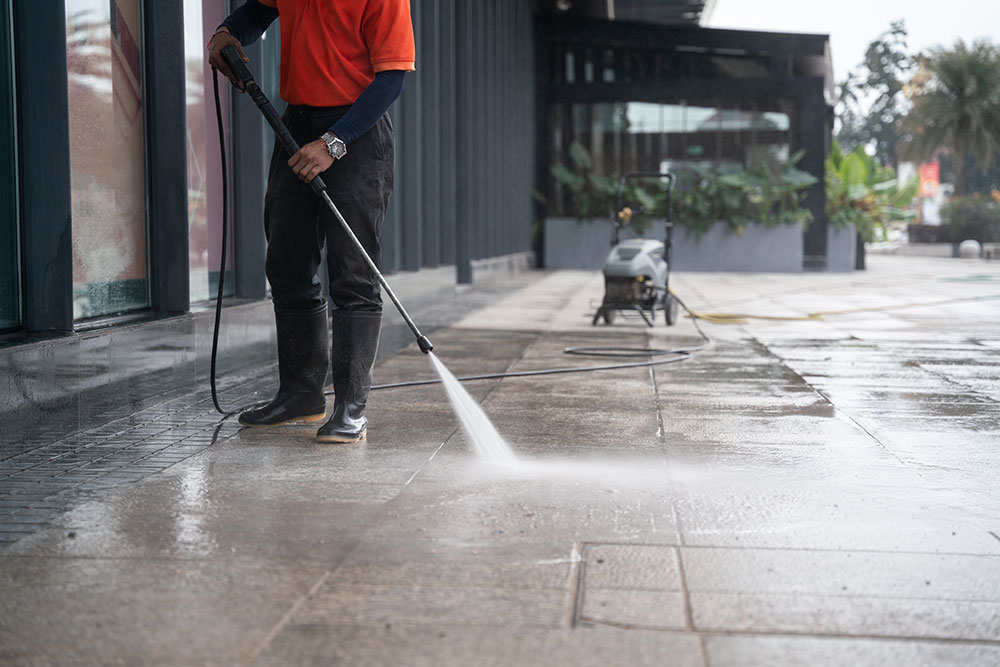 Why Your Business Needs Commercial Pressure Washing Services